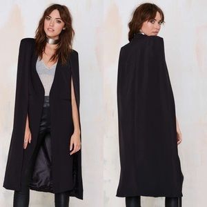 NWOT Lavish Alice On the Fly Cape Jacket
